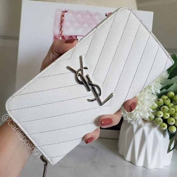*SOLD* Authentic Pre-owned Yves Saint Laurent Grain De Poudre Zip Long Wallet - Picture 1 of 15